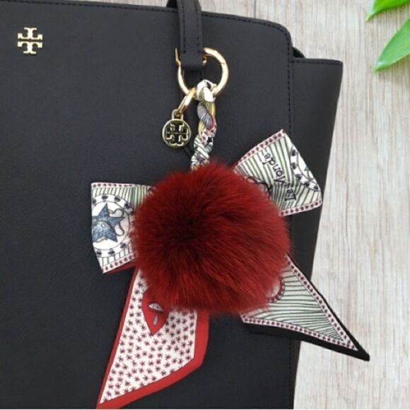 TORY BURCH KEY CHARM FOX FUR SILKY BOW - Picture 1 of 1